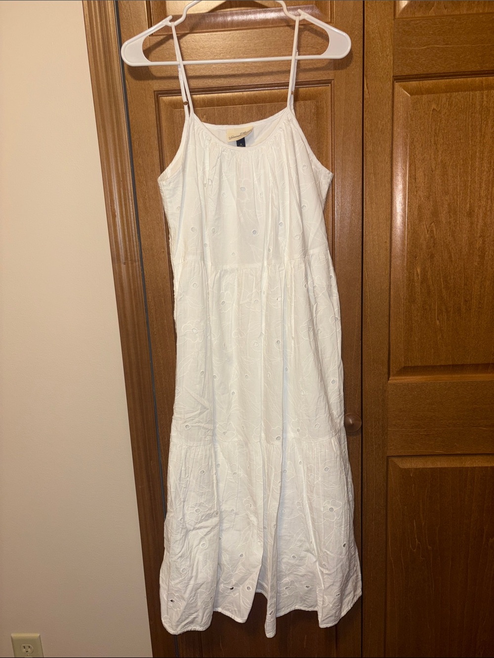 Universal Thread White Eyelet Spaghetti-Strap Maxi Dress